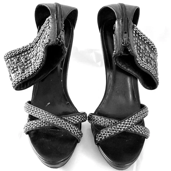 STEVE MADDEN leather silver studded open toe heeled Sandals w Ankle band.SIZE 39 - Picture 3 of 10